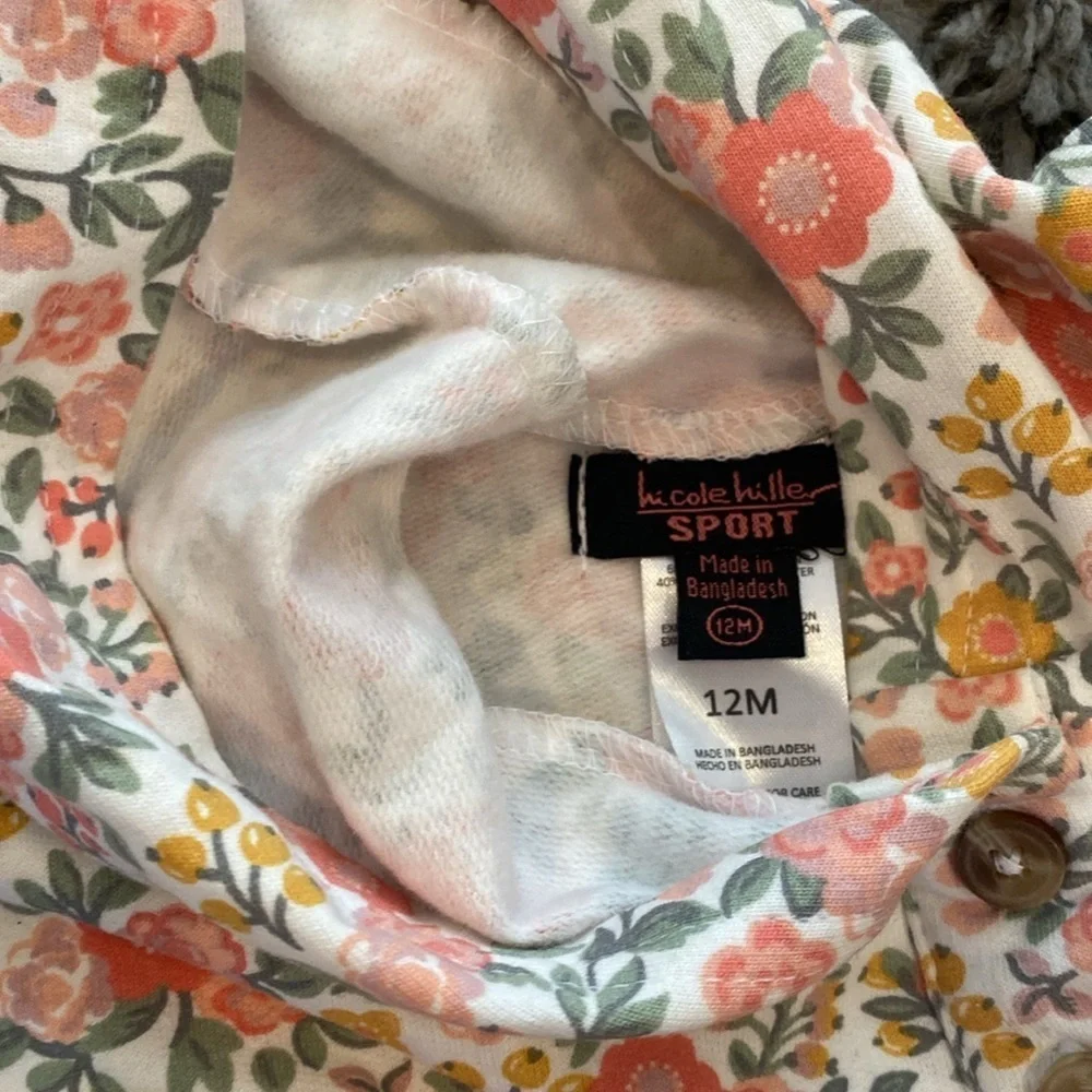 Nicole Miller Sport Baby Girl Floral Two Piece Hoodie and Shorts Size 12 Months